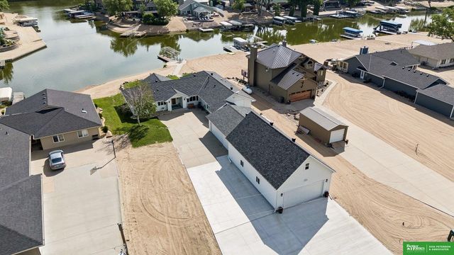 S1197 N Lake Shore Drive, Fremont, NE 68025