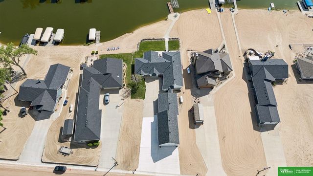 S1197 N Lake Shore Drive, Fremont, NE 68025