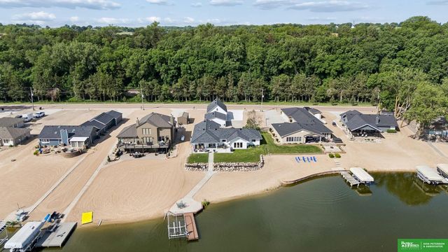 S1197 N Lake Shore Drive, Fremont, NE 68025