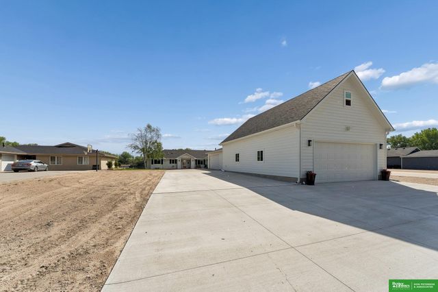 S1197 N Lake Shore Drive, Fremont, NE 68025