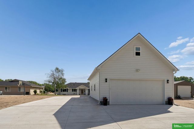 S1197 N Lake Shore Drive, Fremont, NE 68025