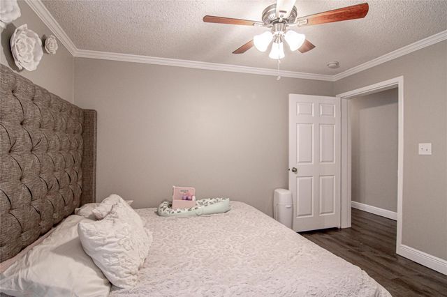 162 Varsity Drive, Huntsville, TX 77340