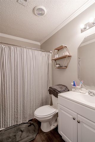 162 Varsity Drive, Huntsville, TX 77340