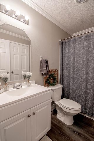 162 Varsity Drive, Huntsville, TX 77340