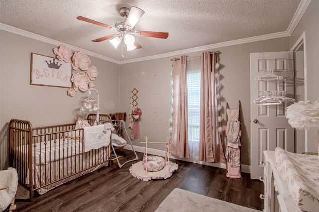162 Varsity Drive, Huntsville, TX 77340