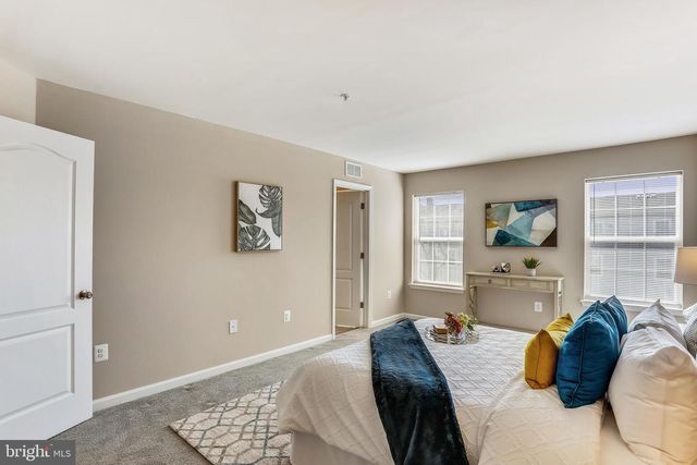925 DORCHESTER COVE RD, Hanover, MD 21076