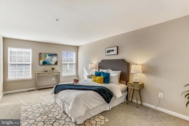 925 DORCHESTER COVE RD, Hanover, MD 21076