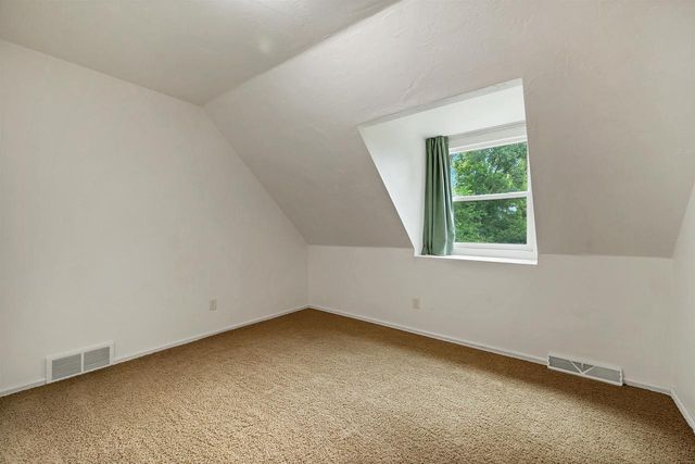 2620 BELLEVUE STREET, Green Bay, WI 54311