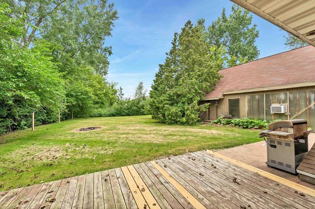 2620 BELLEVUE STREET, Green Bay, WI 54311