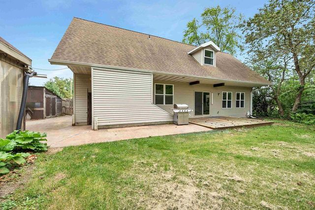2620 BELLEVUE STREET, Green Bay, WI 54311