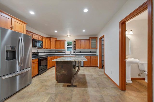 2620 BELLEVUE STREET, Green Bay, WI 54311