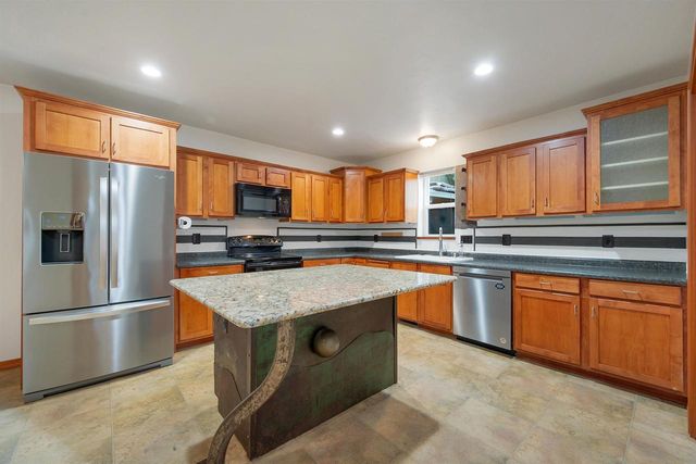 2620 BELLEVUE STREET, Green Bay, WI 54311