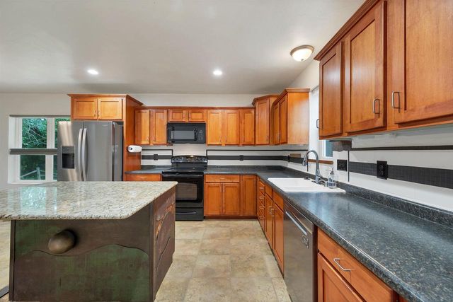 2620 BELLEVUE STREET, Green Bay, WI 54311