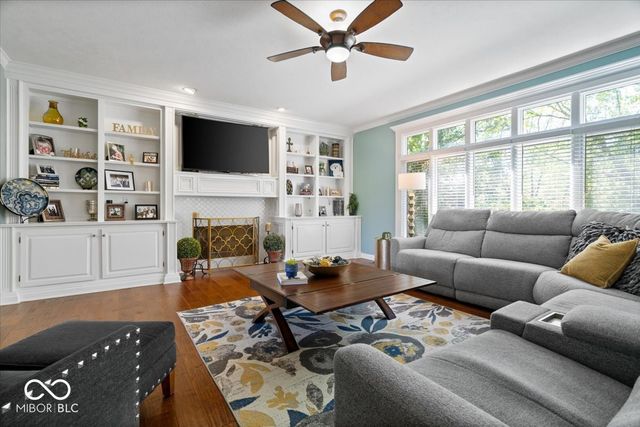 8840 Bay Breeze Lane, Indianapolis, IN 46236