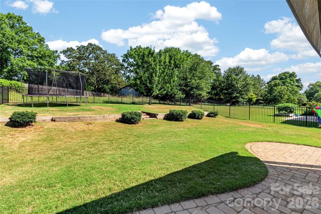 12649 Heritage Vista Drive, Huntersville, NC 28078