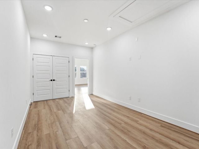 2604 Winbern Street, Houston, TX 77004