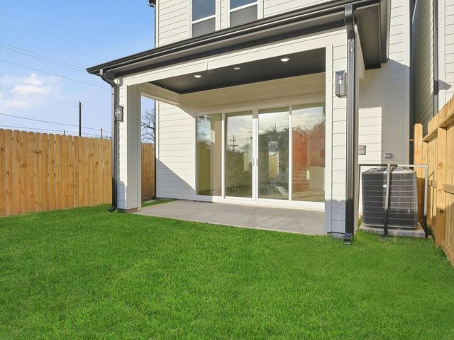 2604 Winbern Street, Houston, TX 77004