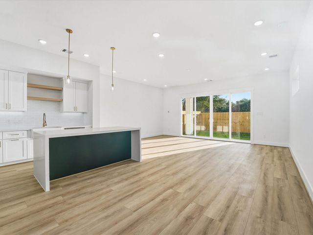 2604 Winbern Street, Houston, TX 77004