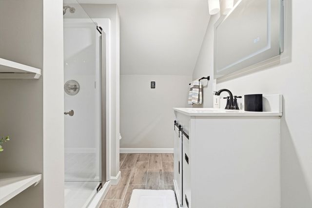13 Pasho St, Andover, MA 01810