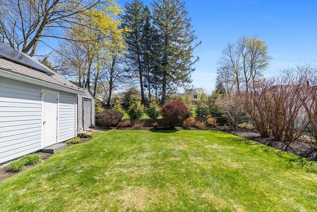 13 Pasho St, Andover, MA 01810