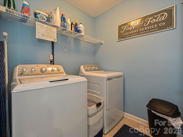 7142 Mariners Village Drive, Denver, NC 28037