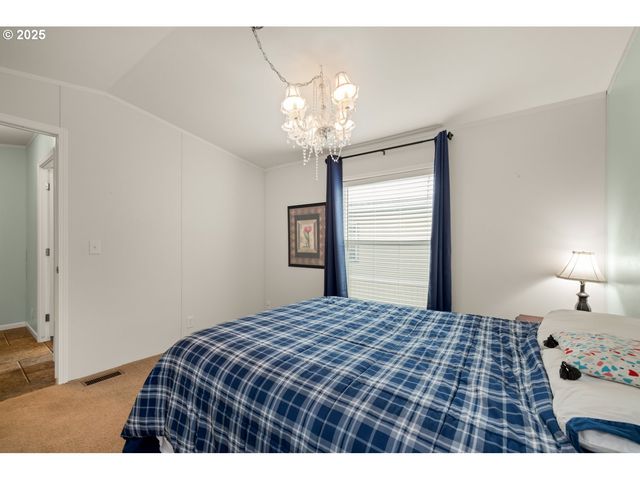 2696 Se PALMQUIST Rd, Gresham, OR 97080