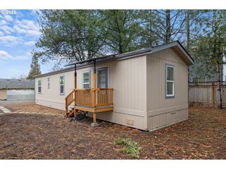 2696 Se PALMQUIST Rd, Gresham, OR 97080