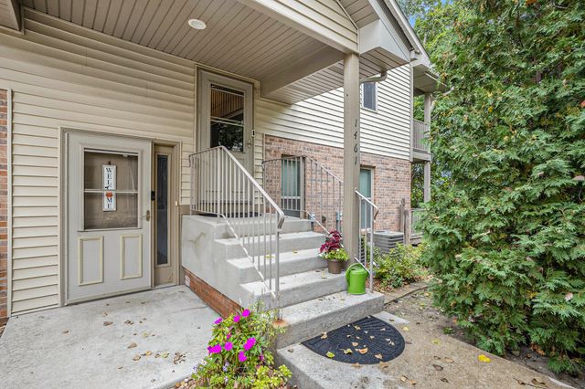 1461 Janice Drive, Schererville, IN 46375