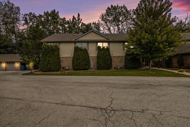 1461 Janice Drive, Schererville, IN 46375