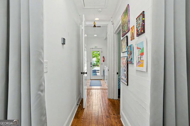 70 E Washington Street, Newnan, GA 30263