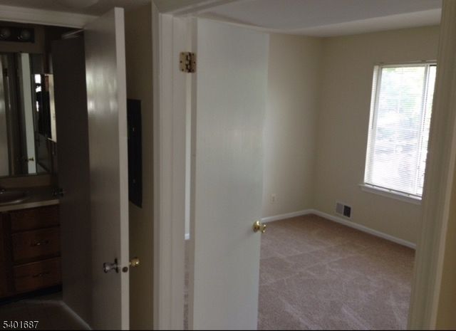 16 Stevens Court, Bedminster Twp., NJ 07921