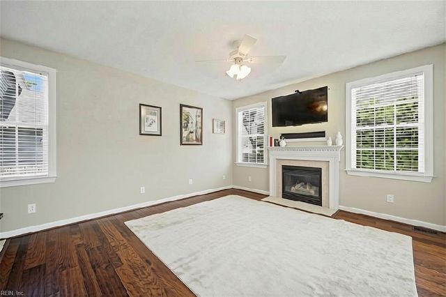 1177 Treefern DR, Virginia Beach, VA 23451