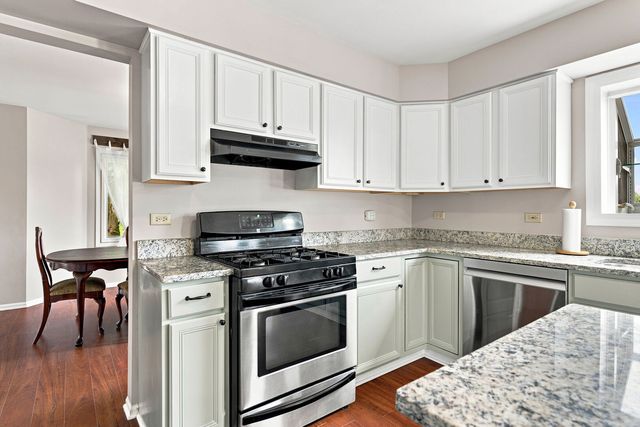 10 Timber Mill Court, Bolingbrook, IL 60490