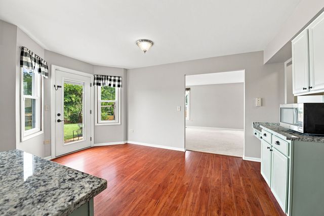 10 Timber Mill Court, Bolingbrook, IL 60490