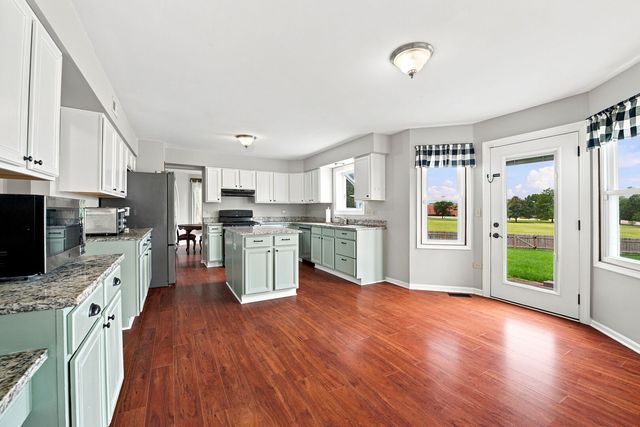10 Timber Mill Court, Bolingbrook, IL 60490