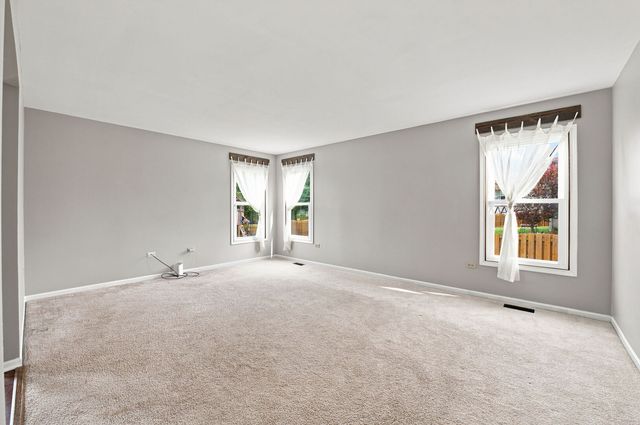 10 Timber Mill Court, Bolingbrook, IL 60490