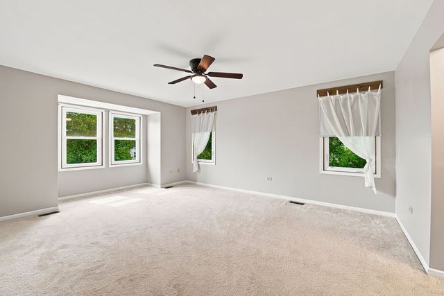 10 Timber Mill Court, Bolingbrook, IL 60490