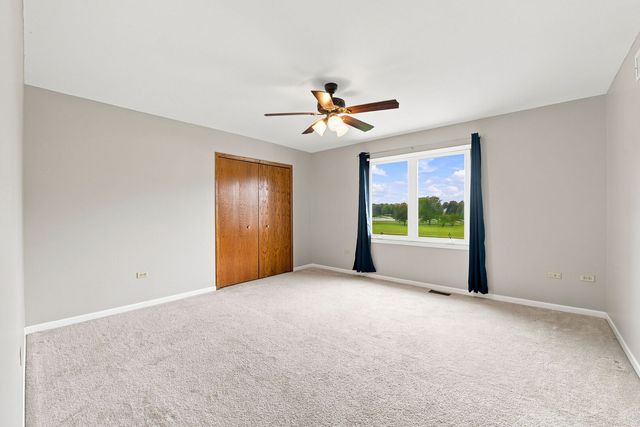 10 Timber Mill Court, Bolingbrook, IL 60490