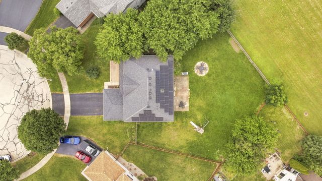 10 Timber Mill Court, Bolingbrook, IL 60490
