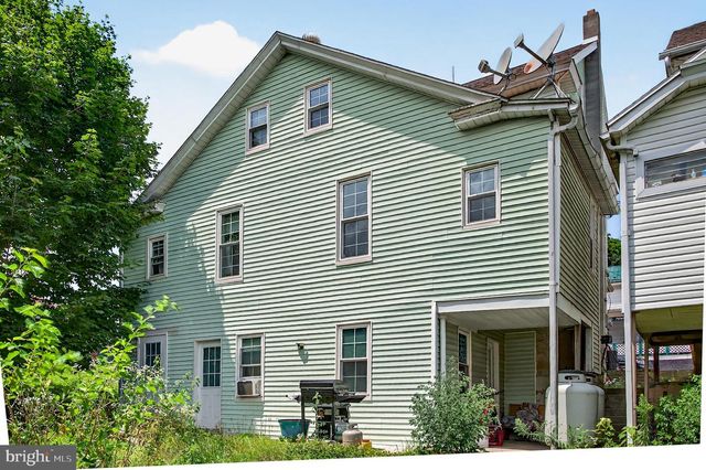 330 JULIAN ST, Williamstown, PA 17098