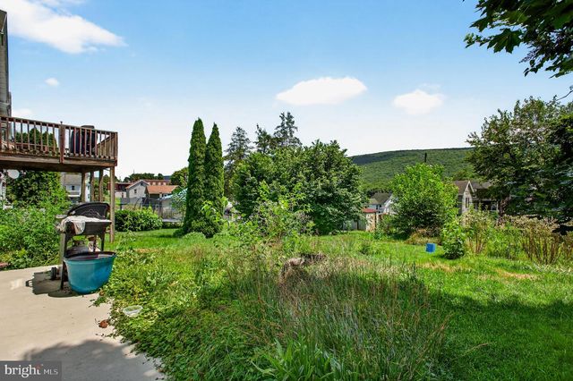 330 JULIAN ST, Williamstown, PA 17098