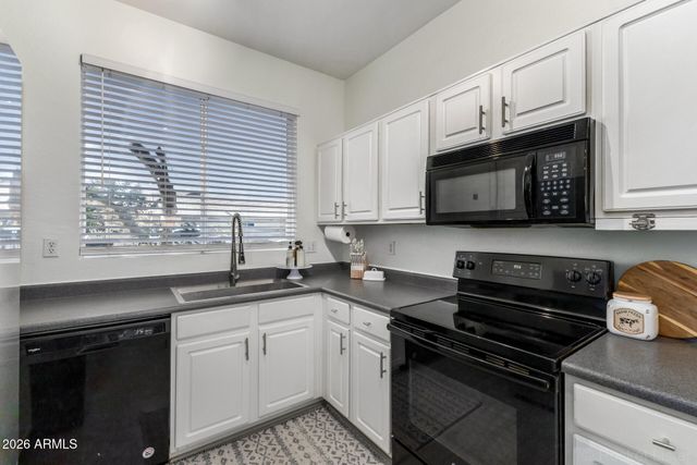 15348 W BANFF Lane, Surprise, AZ 85379