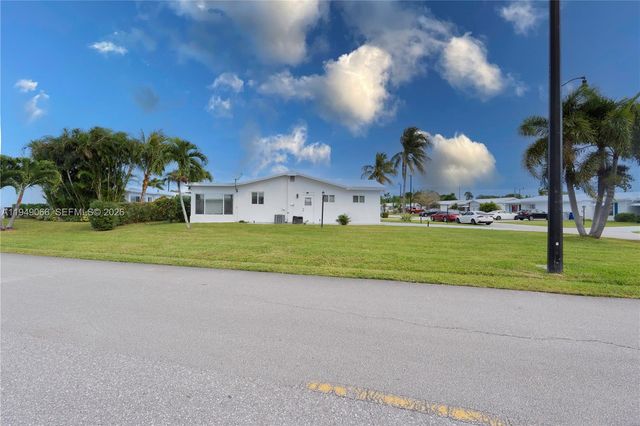 131 NW 31st Ct, Pompano Beach, FL 33064