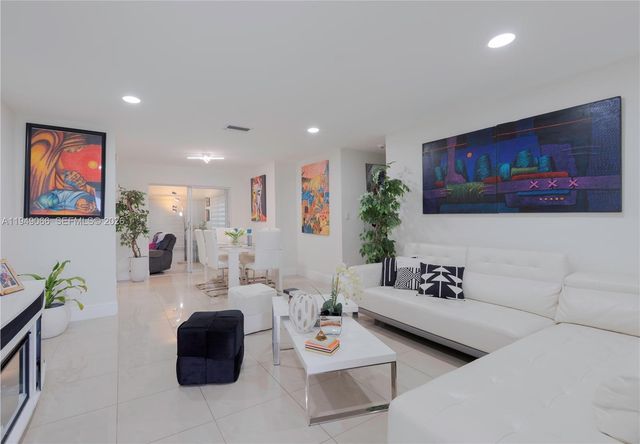 131 NW 31st Ct, Pompano Beach, FL 33064