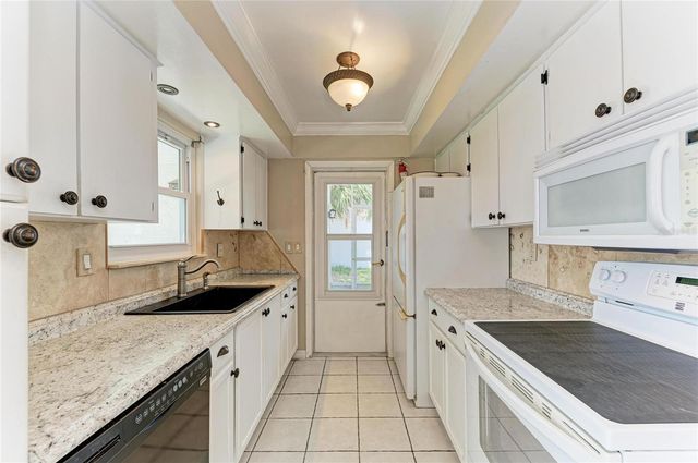 6195 LA PORTE TERRACE, Port Charlotte, FL 33981