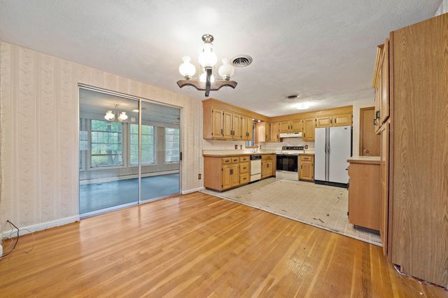23 Acorn Circle, Hanover, MA 02339