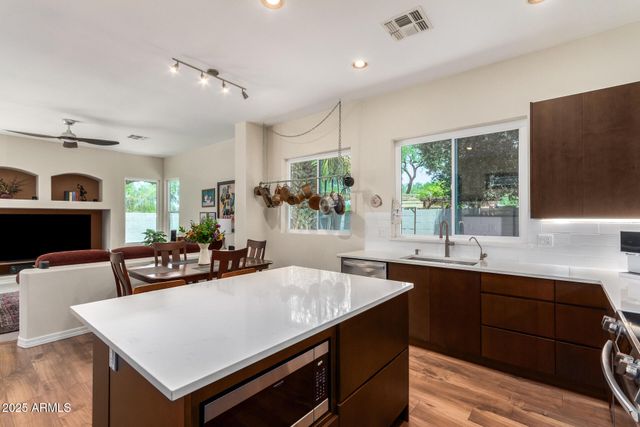 5020 S MCCLELLAND Drive, Chandler, AZ 85248