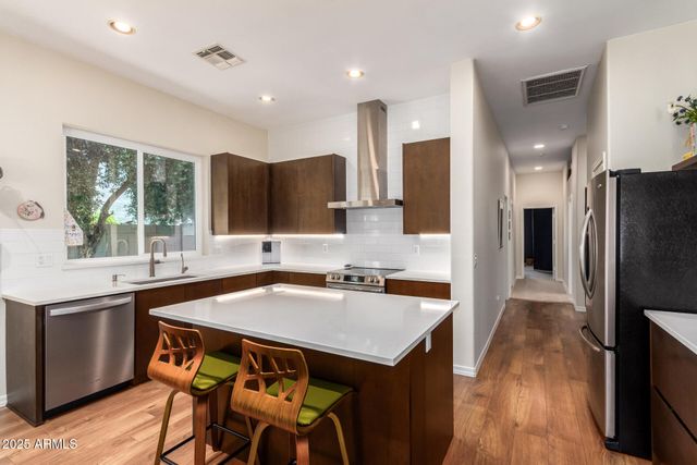 5020 S MCCLELLAND Drive, Chandler, AZ 85248