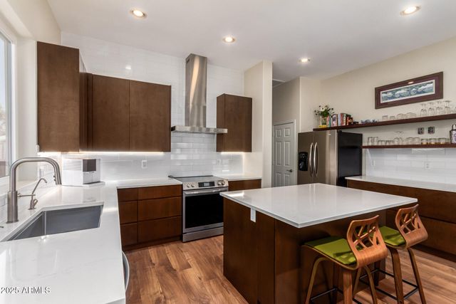 5020 S MCCLELLAND Drive, Chandler, AZ 85248