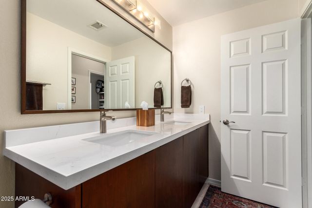 5020 S MCCLELLAND Drive, Chandler, AZ 85248